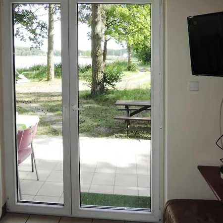 Cottage In Szczecin By Puszcza Bukowa Park, Cleaning Included *