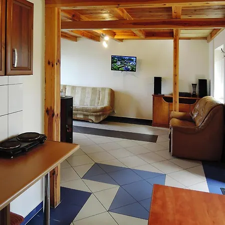 Cottage In Szczecin By Puszcza Bukowa Park, Cleaning Included Szczecin